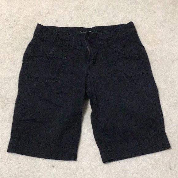 CALVIN KLEIN BLACK KHAKI BERMUDAS - Picture 1 of 4